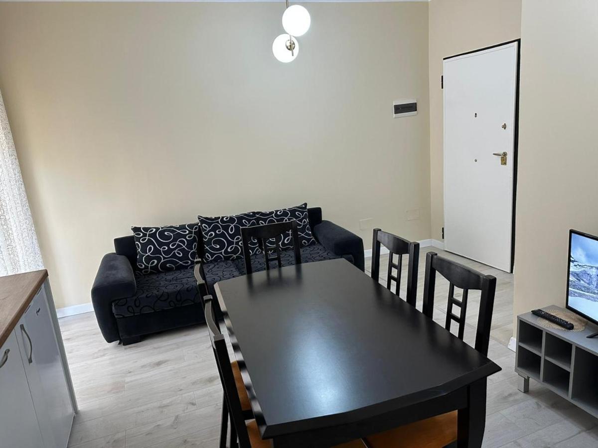 Holiday House Durrës Eksteriør bilde