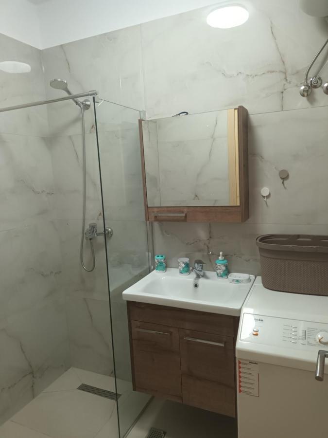 Holiday House Durrës Eksteriør bilde